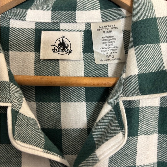 Disney green & white checked flannel pajama set w/ Christmas scene embroidery - Picture 6 of 7